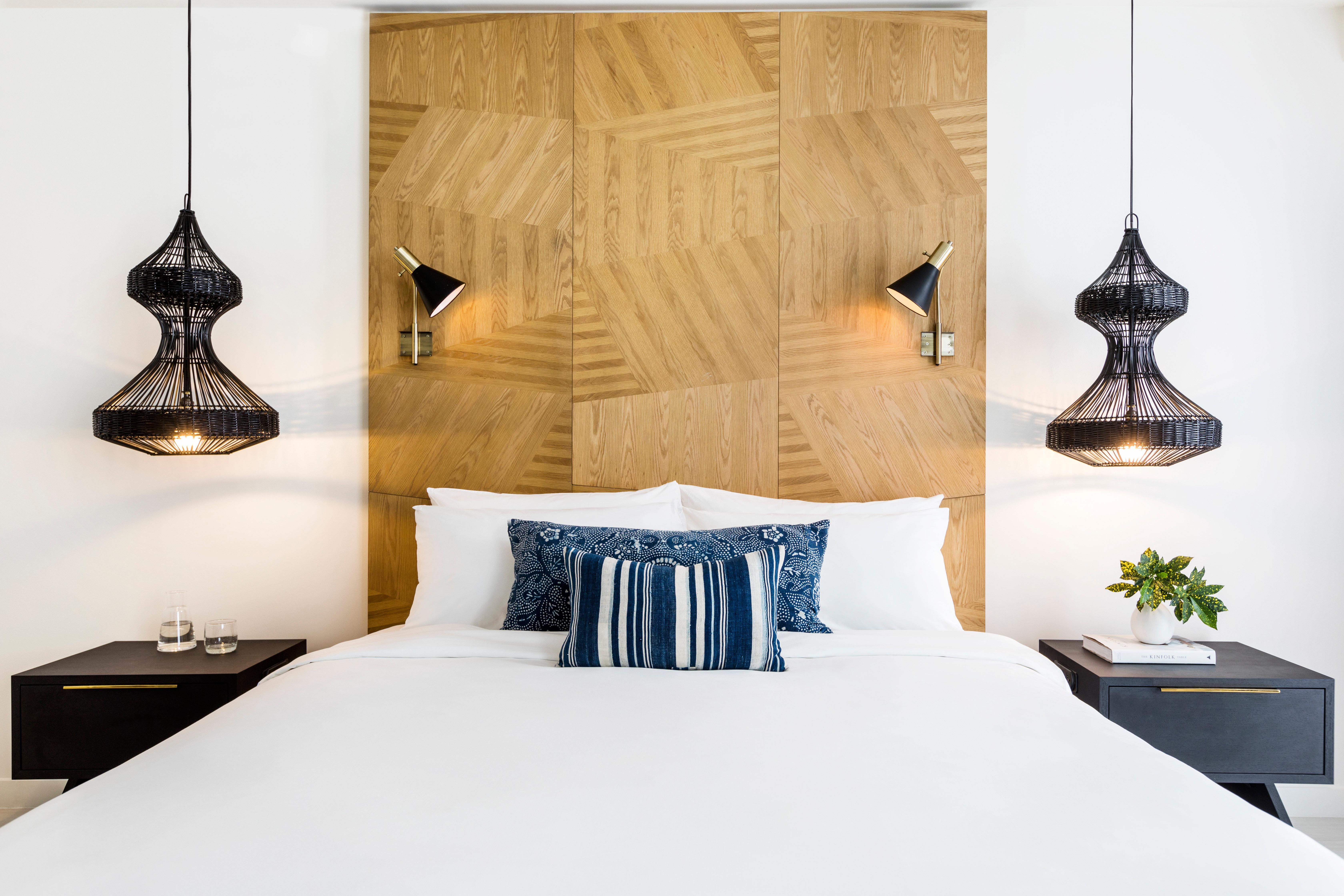 Kimpton Angler'S Hotel South Beach By Ihg Miami Beach Bagian luar foto A bedroom at the Hotel