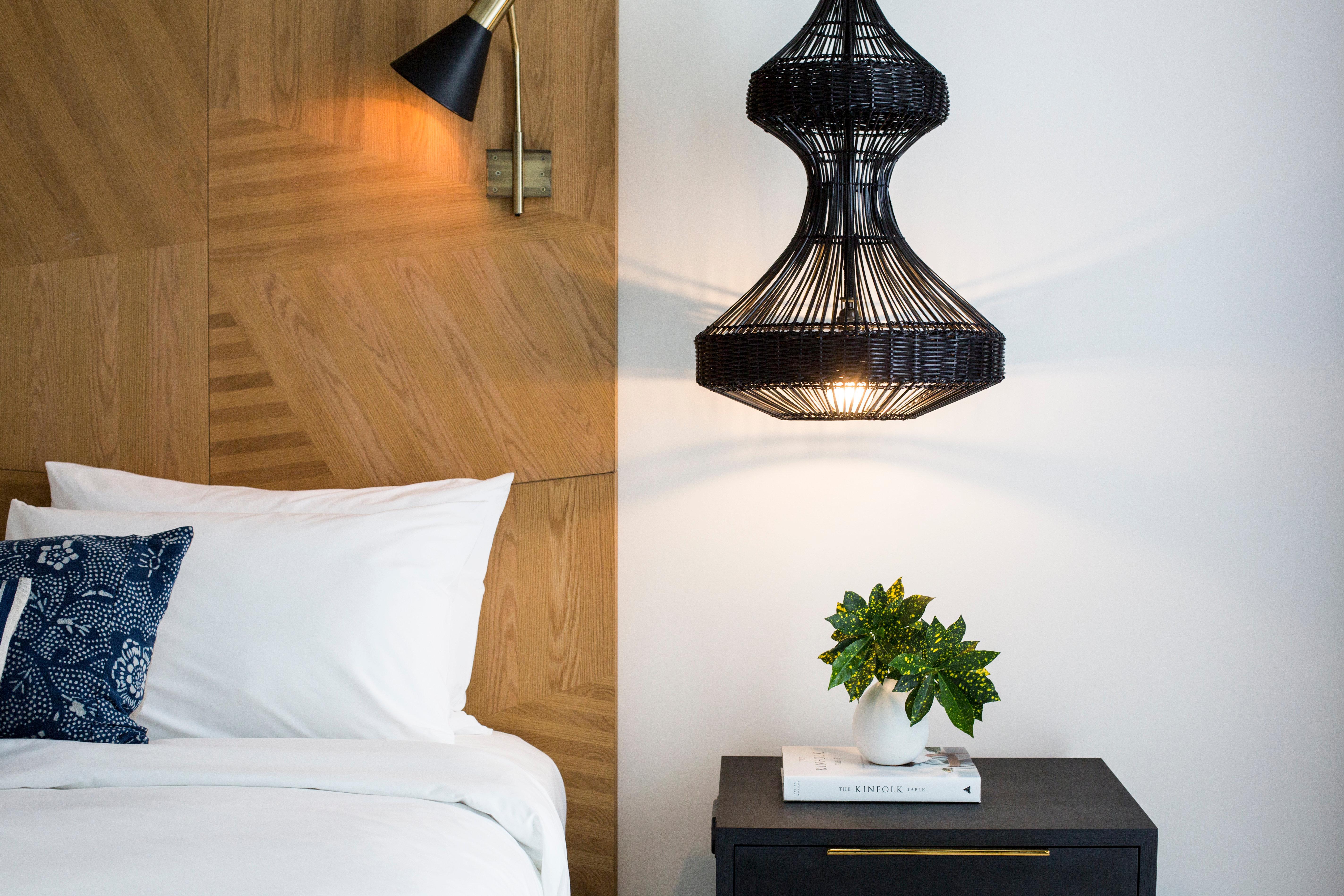 Kimpton Angler'S Hotel South Beach By Ihg Miami Beach Bagian luar foto A bedroom at the Hotel